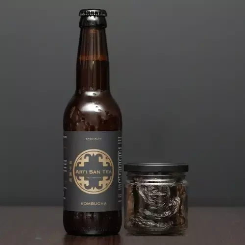 Gift set "Kombucha", 4 x 330ml and "Plumes", 100g
